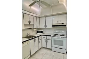 20100 W Country Club Dr APT 1008, Aventura, FL 33180, Sold 03/31/22