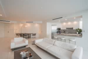 6301 Collins Ave, Miami Beach, FL 33141, Sold 04/20/22
