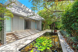 11 Lagorce Cir, Miami Beach, FL 33141, Sold 05/31/22
