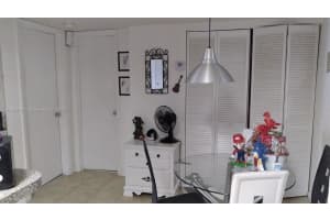 7110 NW 179th St APT 203, Hialeah, FL 33015, Sold 04/29/22