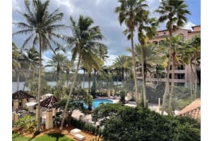 13637 Deering Bay Dr APT 221, Coral Gables, FL 33158, Sold 05/09/22