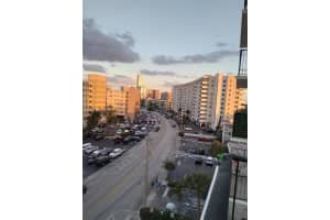 427 Golden Isles Dr #12i, Hallandale Beach, FL 33009, Sold 05/27/22
