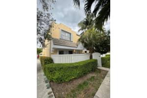 6850 SW 45th Ln APT 264, Miami, FL 33155, Sold 04/07/22