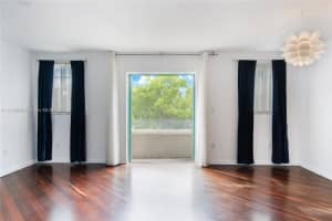 227 Michigan Ave APT 203, Miami Beach, FL 33139, Sold 06/10/22