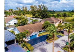9725 NW 27th Terrace, Doral, FL 33172, Sold 07/06/22