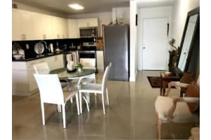 1810 W 56th St APT 3317, Hialeah, FL 33012, Sold 05/16/22
