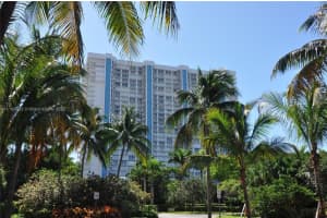 881 Ocean Dr #17f, Key Biscayne, FL 33149, Sold 09/22/22
