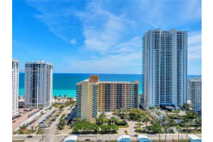 2501 S Ocean Dr APT 320, Hollywood, FL 33019, Sold 04/20/22