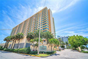 2501 S Ocean Dr APT 320, Hollywood, FL 33019, Sold 04/20/22