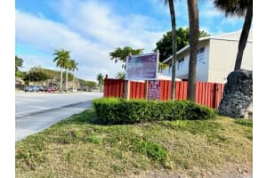 15680 SW 82nd Cir Ln 8 3, Miami, FL 33193, Sold 05/19/22