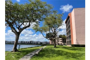 20850 San Simeon Way Apt 506-5, Miami, FL 33179, Sold 04/18/22