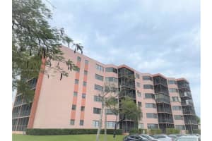 20850 San Simeon Way Apt 506-5, Miami, FL 33179, Sold 04/18/22