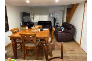 351 NW 82nd Ave APT 1113, Miami, FL 33126, Sold 04/19/22