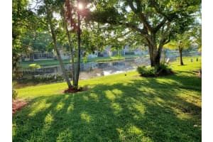 1204 Bayview Cir, Weston, FL 33326, Sold 05/06/22