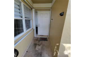 12350 NW 14th Ct, Pembroke Pines, FL 33026, Sold 05/18/22