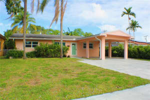 612 SW 7th St, Dania Beach, FL 33004, Sold 04/14/22