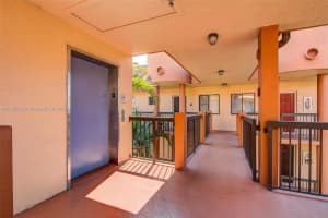 5560 W 21st Ct APT 409, Hialeah, FL 33016, Sold 04/08/22