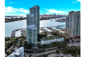 1000 South Pointe Dr # Th-A5, Miami Beach, FL 33139, Sold 04/15/22