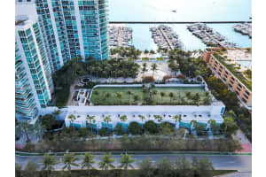 1000 South Pointe Dr # Th-A5, Miami Beach, FL 33139, Sold 04/15/22
