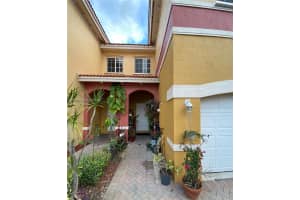 3526 NW 29th Ct, Lauderdale Lakes, FL 33311, Sold 06/03/22