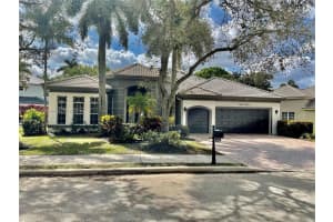 8080 Bermuda Point Ln, Davie, FL 33328, Sold 05/02/22