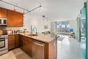 345 Ocean Dr APT 1101, Miami Beach, FL 33139, Sold 03/31/22