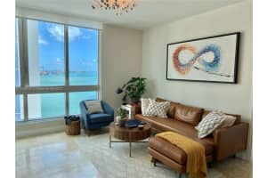 300 S Biscayne Blvd t 1514, Miami, FL 33131, Sold 04/19/22