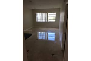 5021 W Oakland Park Blvd 106 Lauderdale Lakes, FL 33313 - Off Market