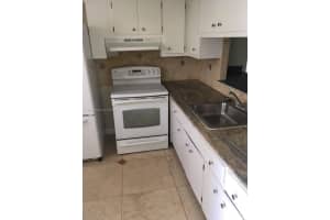 5021 W Oakland Park Blvd 106 Lauderdale Lakes, FL 33313 - Off Market