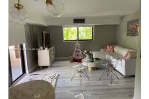 2201 Brickell Ave APT 41, Miami, FL 33129, Sold 04/27/22