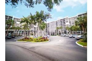 200 Leslie Dr APT 511, Hallandale Beach, FL 33009, Sold 05/04/22