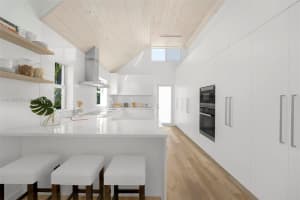 2505 Sunset Dr, Miami Beach, FL 33140, Sold 04/28/22