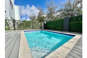 9800 NW 74th Terrace, Doral, FL 33178, Sold 07/15/22