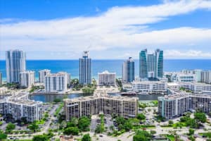 600 Parkview Dr APT 1118, Hallandale Beach, FL 33009, Sold 04/22/22