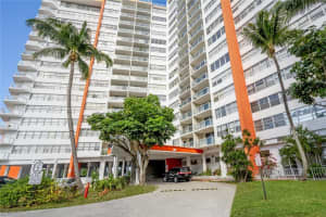 1301 NE Miami Gardens Dr #421w, Miami, FL 33179, Sold 04/08/22