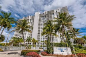 2801 NE 183rd St #1504w, Aventura, FL 33160, Sold 04/19/22