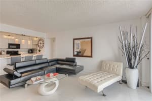 2801 NE 183rd St #1504w, Aventura, FL 33160, Sold 04/19/22