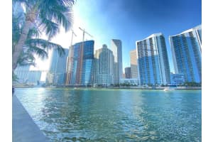300 S Biscayne Blvd t 2203, Miami, FL 33131, Sold 05/02/22