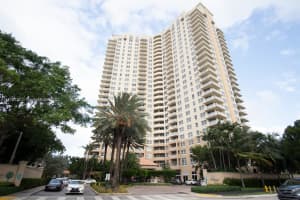 19501 W Country Club Dr APT 207, Aventura, FL 33180, Sold 05/09/22