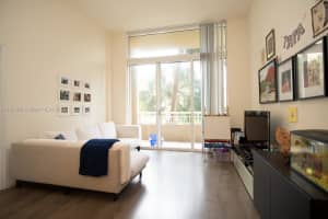 19501 W Country Club Dr APT 207, Aventura, FL 33180, Sold 05/09/22
