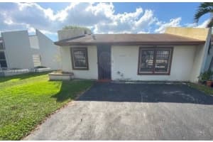 5700 SW 139th Ct, Miami, FL 33183, Sold 04/25/22