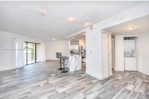 6855 W Broward Blvd APT 303, Plantation, FL 33317, Sold 04/13/22