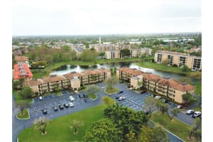 7920 NW 50th St APT 301, Lauderhill, FL 33351, Sold 04/22/22