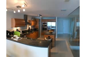 2950 NE 188th St APT 546, Aventura, FL 33180, Sold 08/31/22