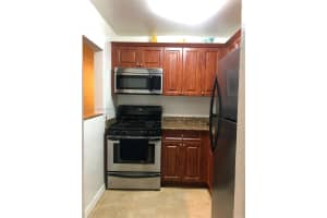14500 SW 88th Ave APT 217, Palmetto Bay, FL 33176, Sold 04/11/22