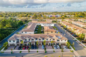 5999 W Paso Fino Pl #5999, Davie, FL 33314, Sold 04/19/22