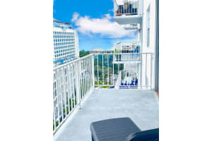 2829 Indian Creek Dr APT 1206, Miami Beach, FL 33140, Sold 05/16/22