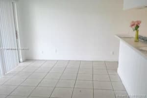 4453 Treehouse Ln C, Tamarac, FL 33319, Sold 06/08/22