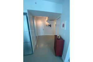 92 SW 3rd St APT 1401, Miami, FL 33130, Sold 04/15/22