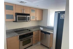 2101 Brickell Ave APT 1007, Miami, FL 33129, Sold 03/08/22